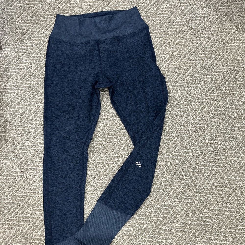 ALO lounge leggings